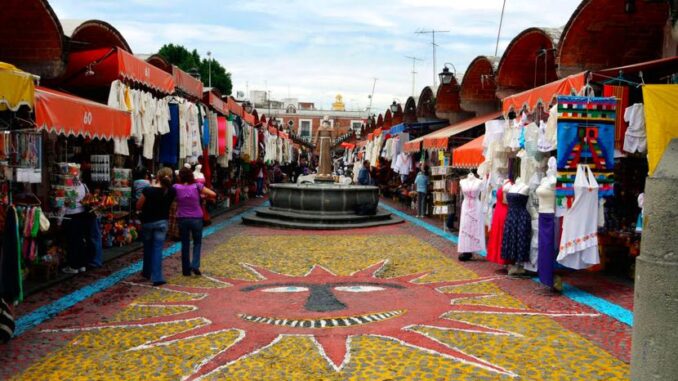 Mercados de Puebla, el mercado de artesanias