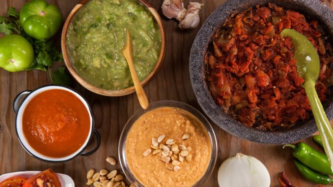 Importancia de las salsas en la cocina mexicana
